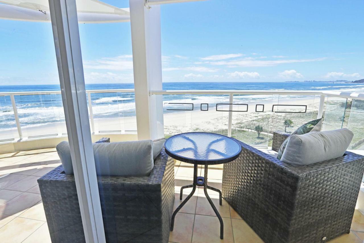 Deluxe Two-Bedroom Apartment with Ocean View